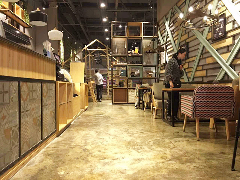 時過境遷，復古地坪涂料施工的地面逐漸流行